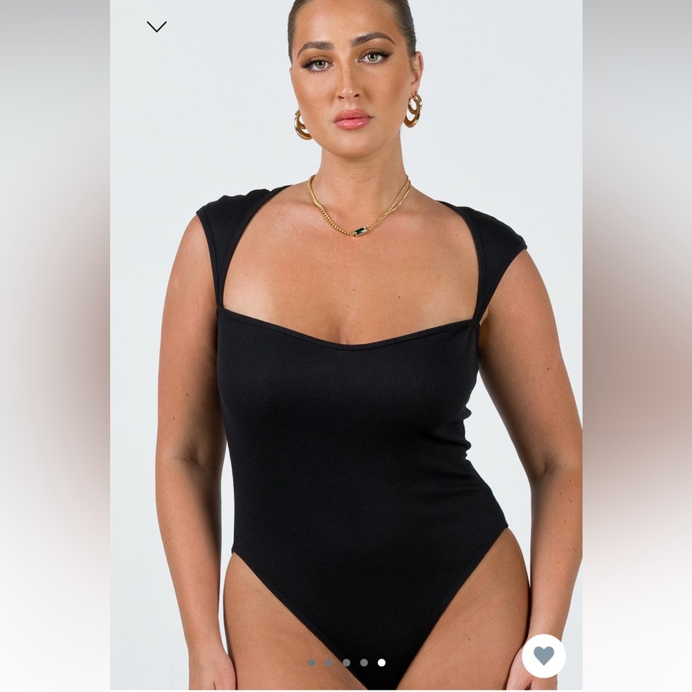 NWT princess polly bodysuit